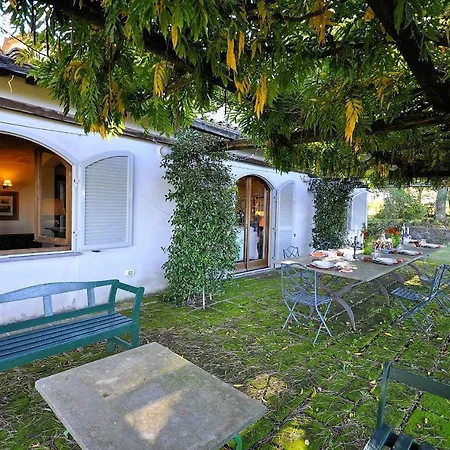 Sleeps 8 Pool Wifi Villa